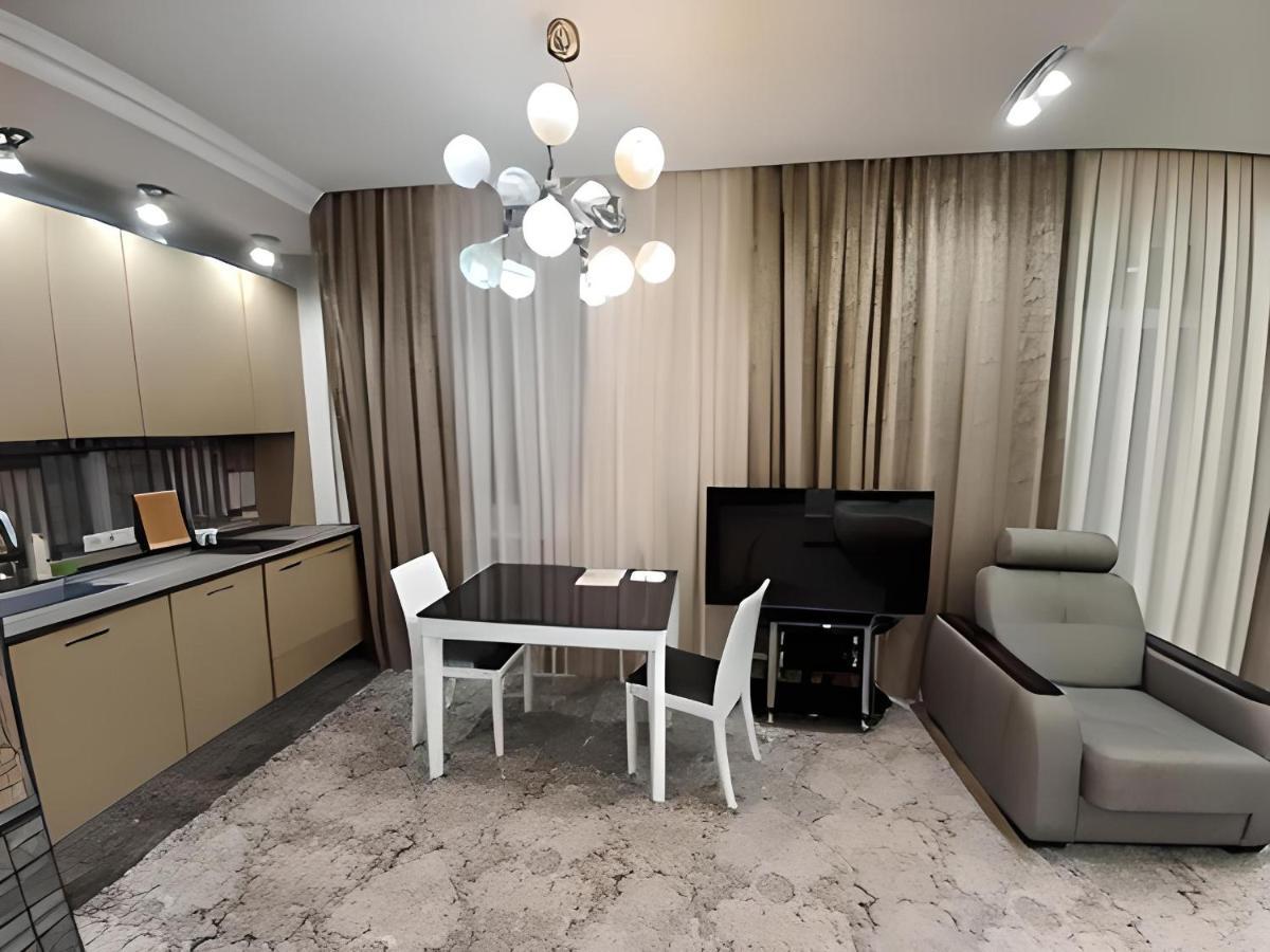 Inn Home Apartments In Kiev Center Zewnętrze zdjęcie