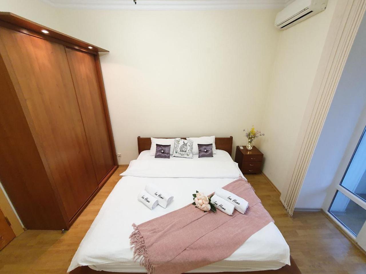 Inn Home Apartments In Kiev Center Zewnętrze zdjęcie