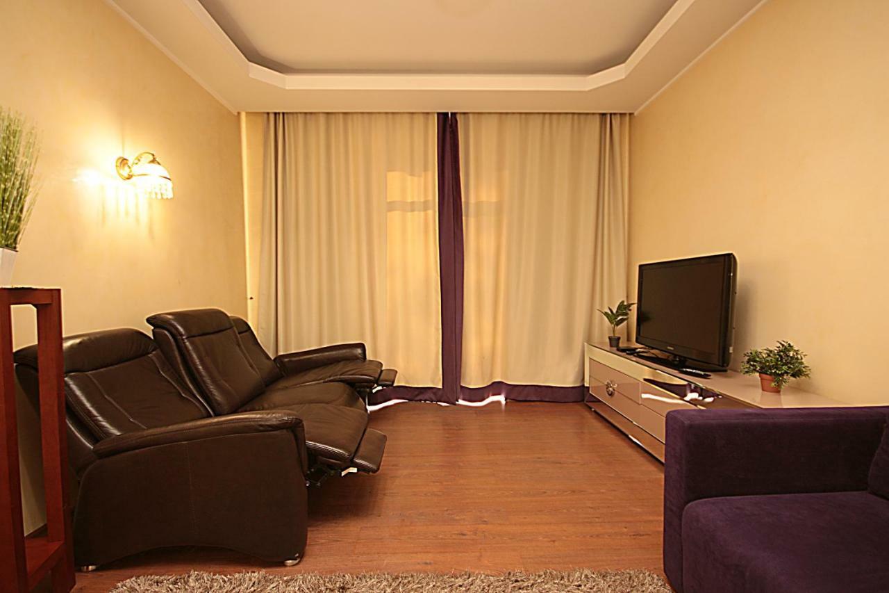 Inn Home Apartments In Kiev Center Zewnętrze zdjęcie