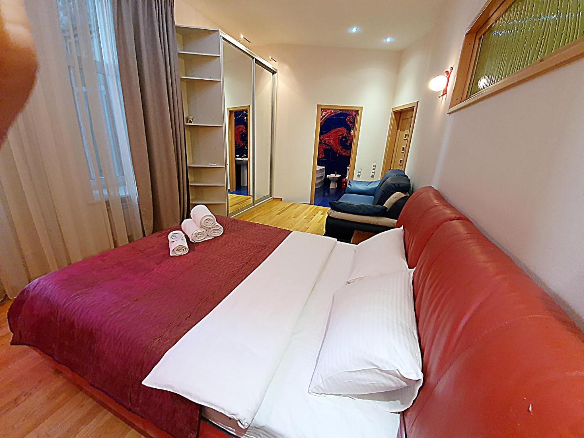 Inn Home Apartments In Kiev Center Zewnętrze zdjęcie